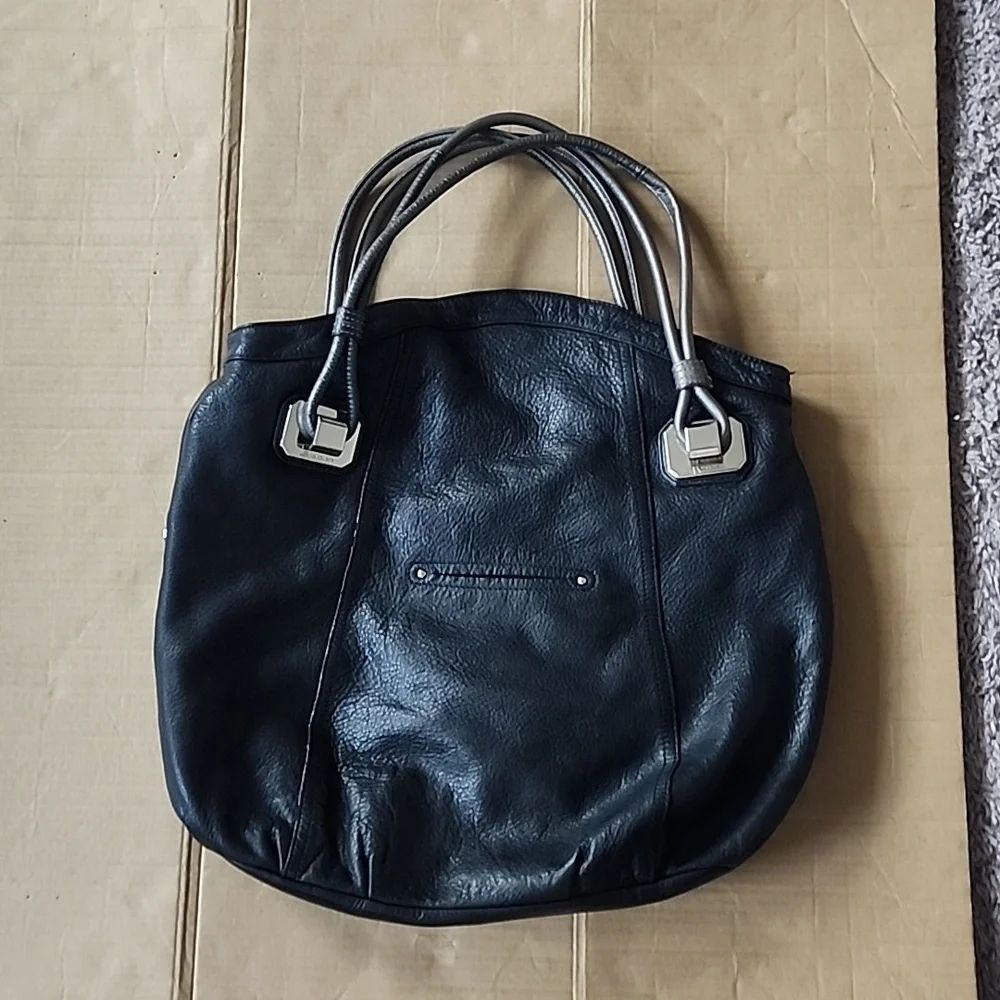 B. Makowsky black leather purse leopard lining - Picture 2 of 12